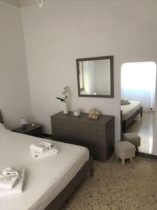 Centro Storico-Imbarcadero Per Le Isole***** Apartment ตราปานี ภายนอก รูปภาพ