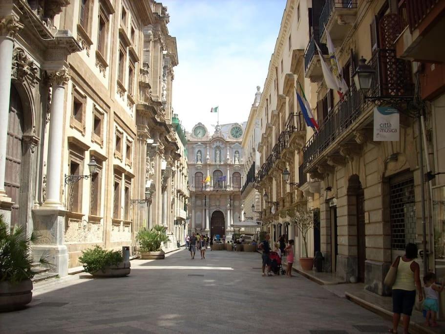 Centro Storico-Imbarcadero Per Le Isole***** Apartment ตราปานี ภายนอก รูปภาพ